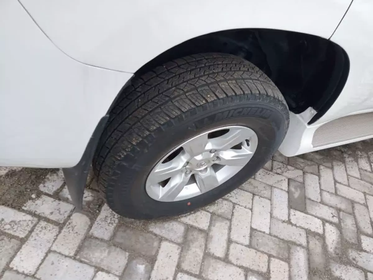 tyre1