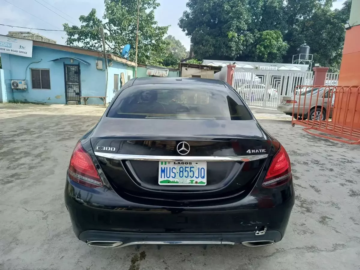 car Back
