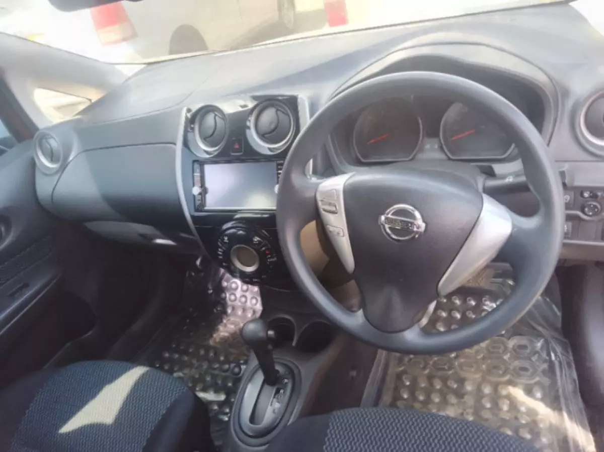 interiorFront