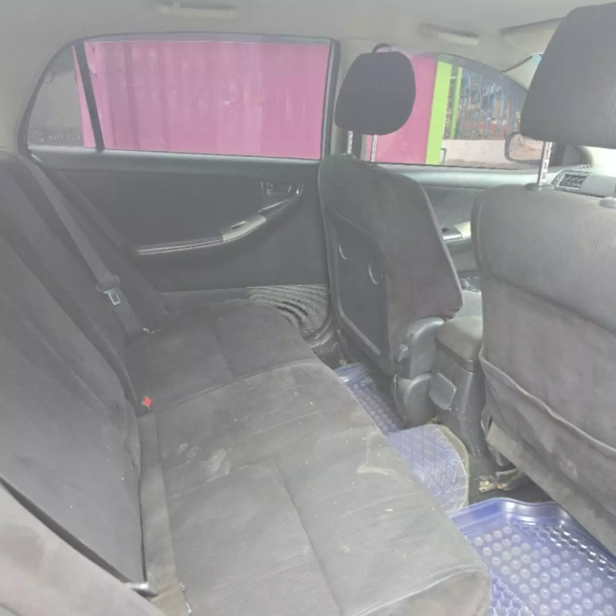 interiorBack