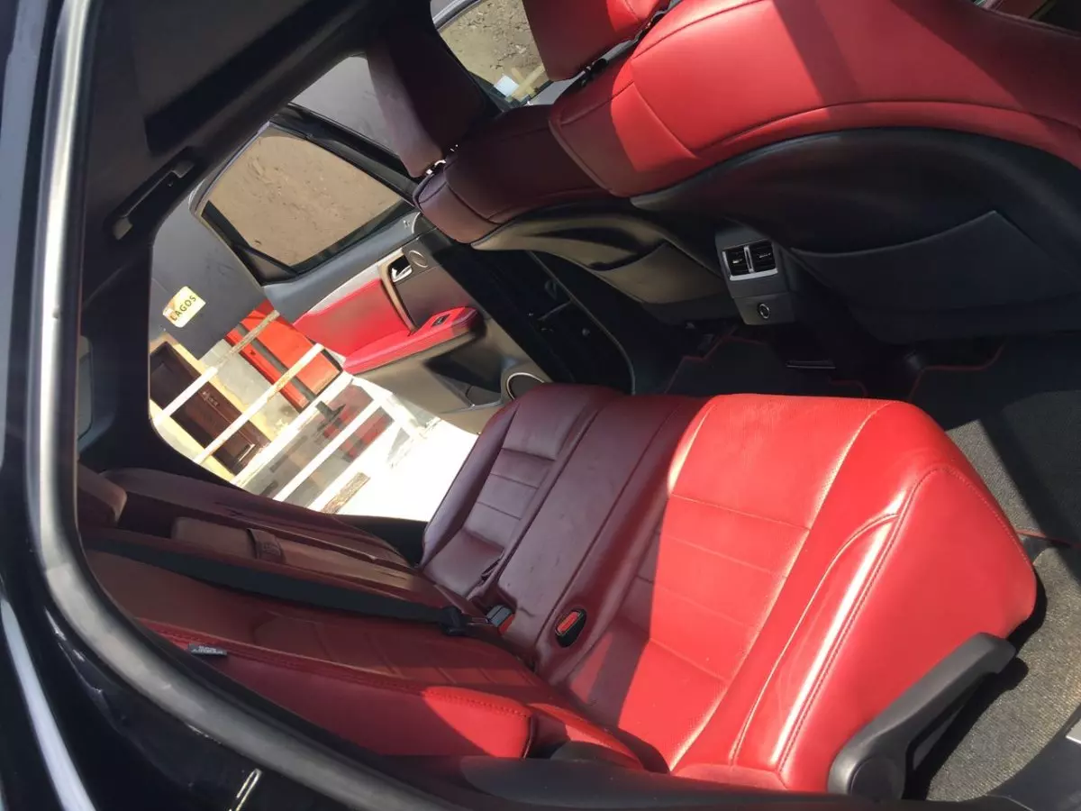 interiorBack