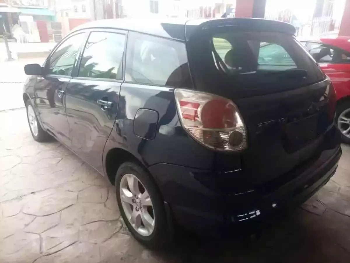 Car Left Back