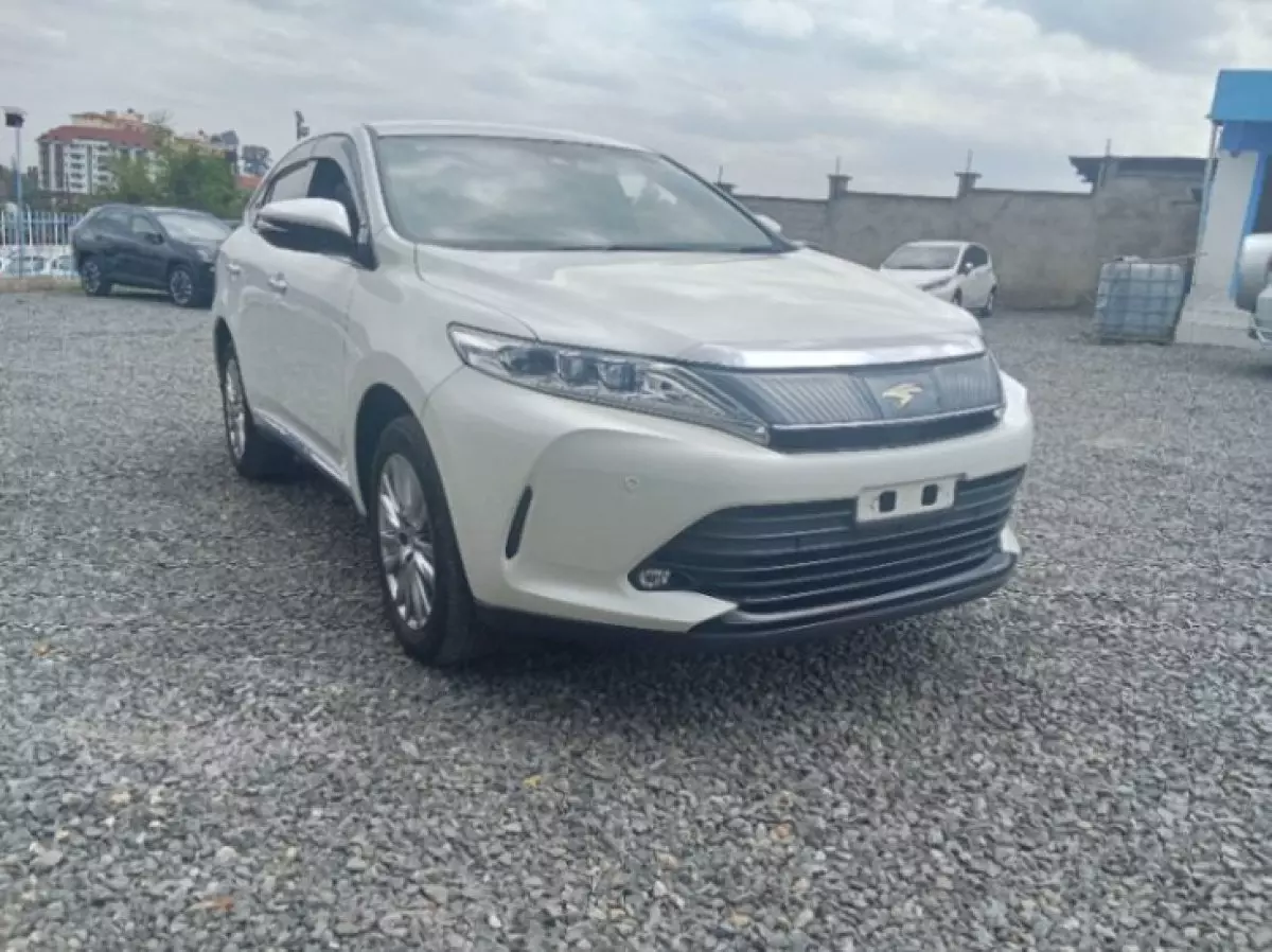 Toyota Harrier - 2018