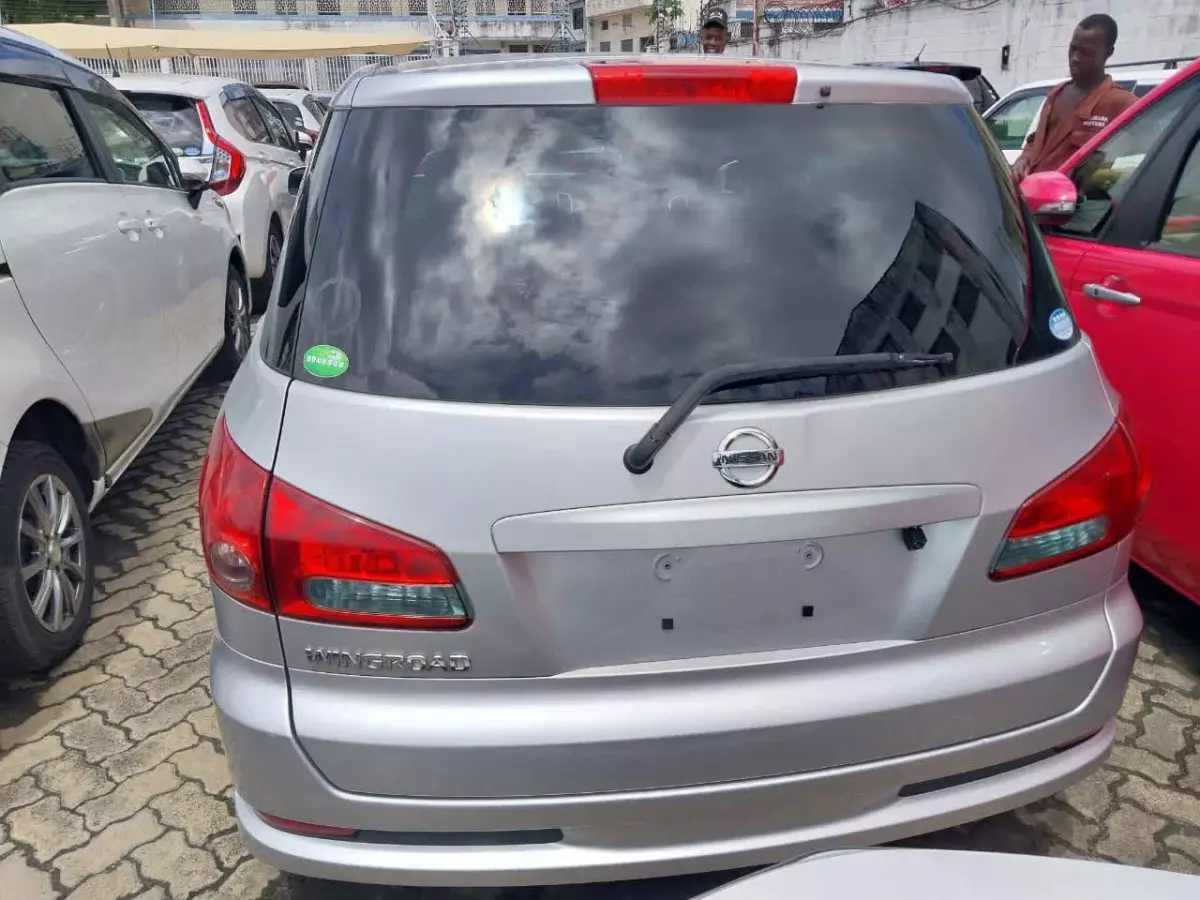 car Back