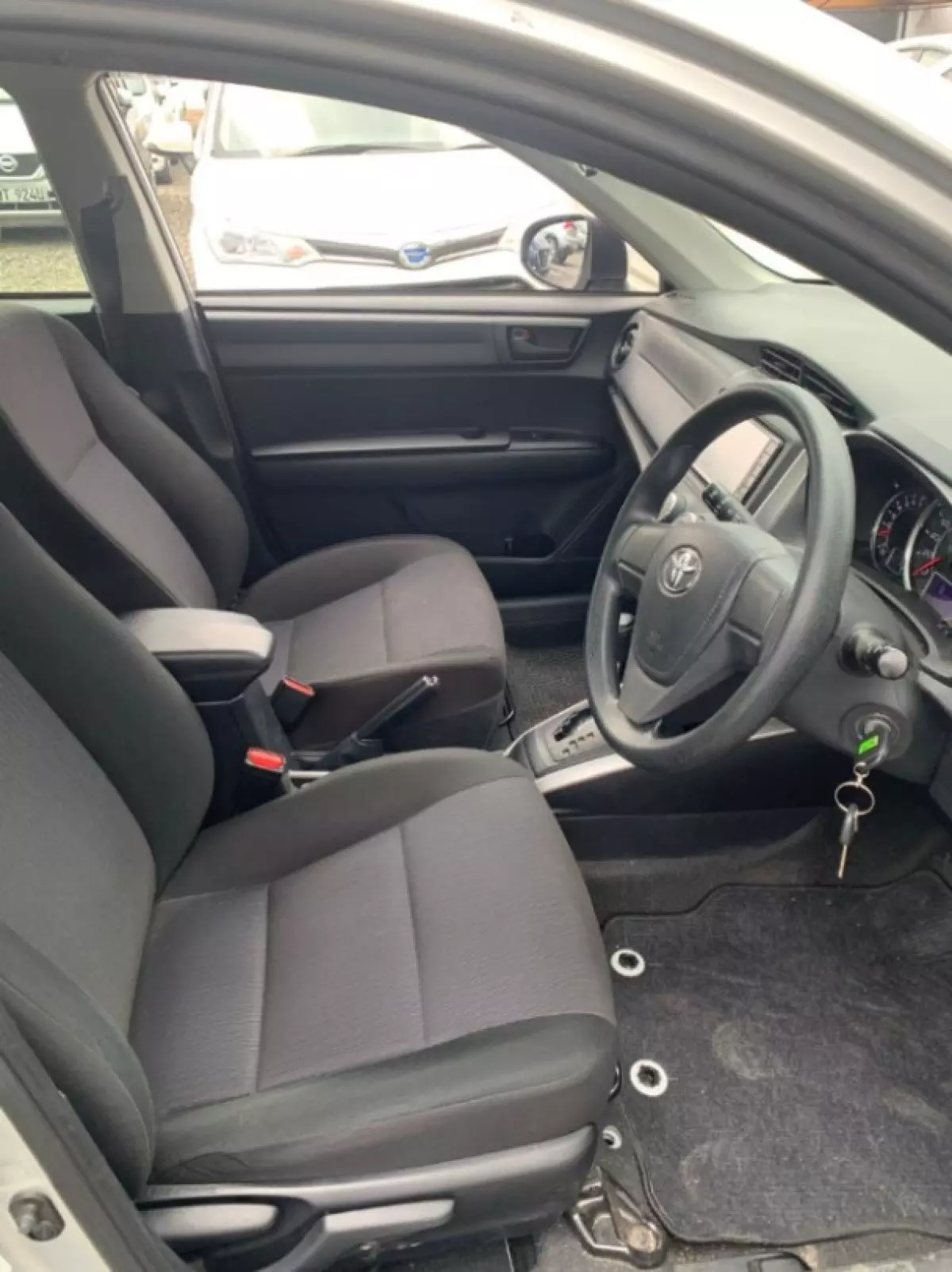 interiorFront