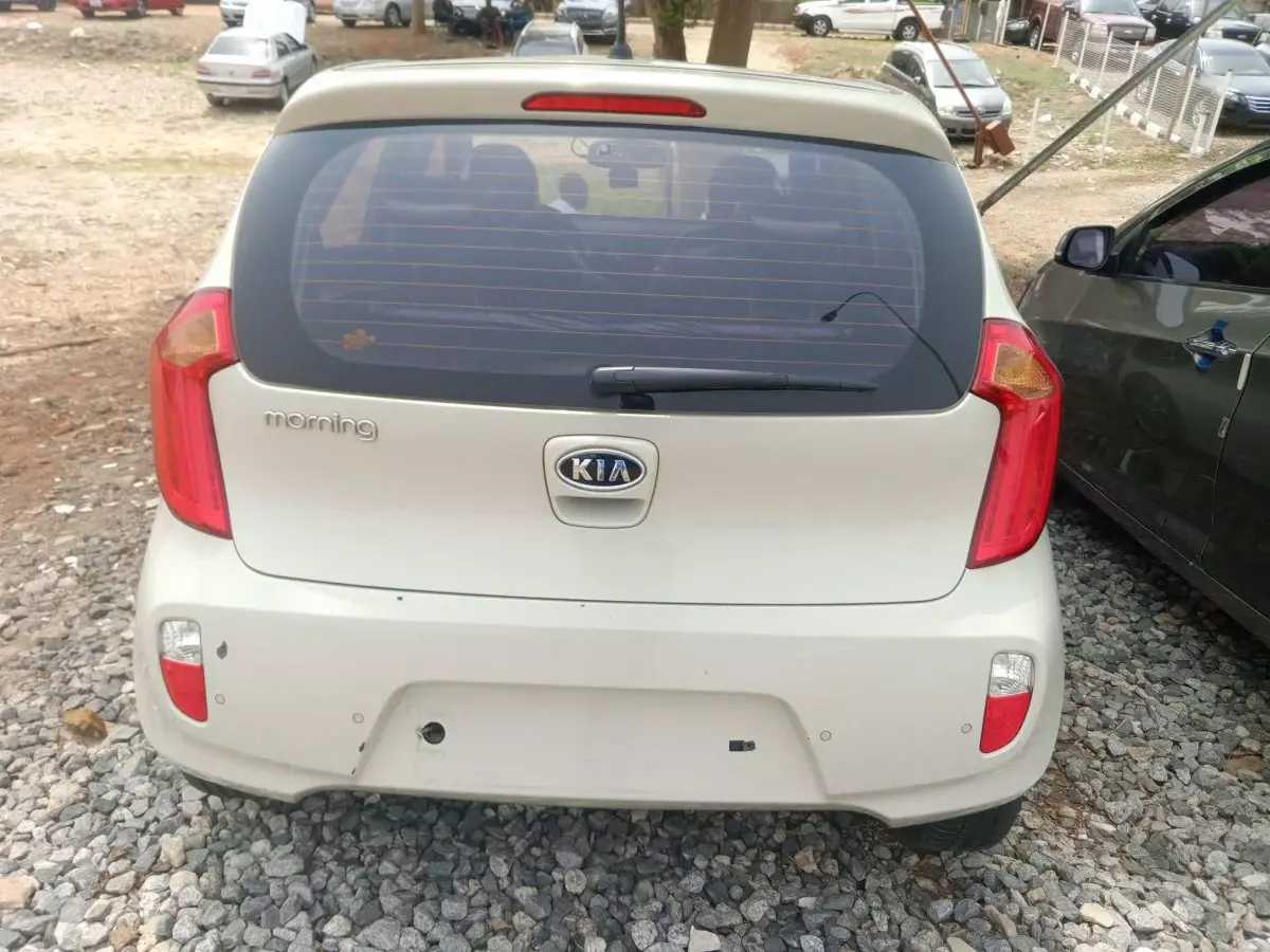 car Back