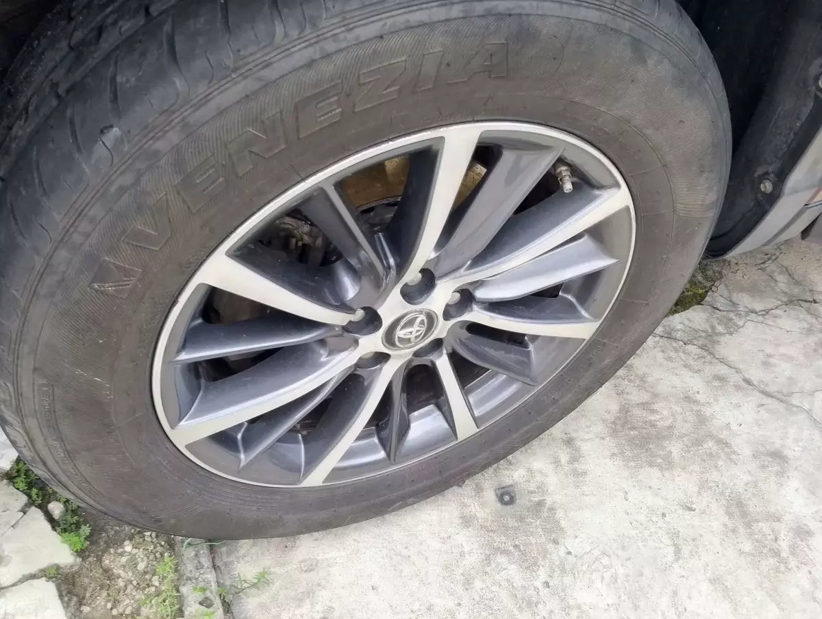 tyre0