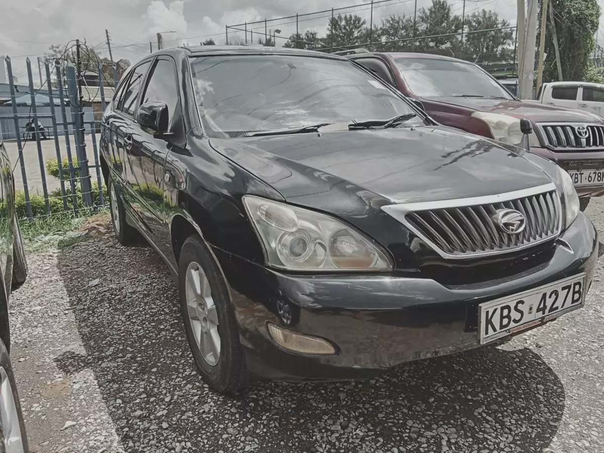 Toyota Harrier - 2005