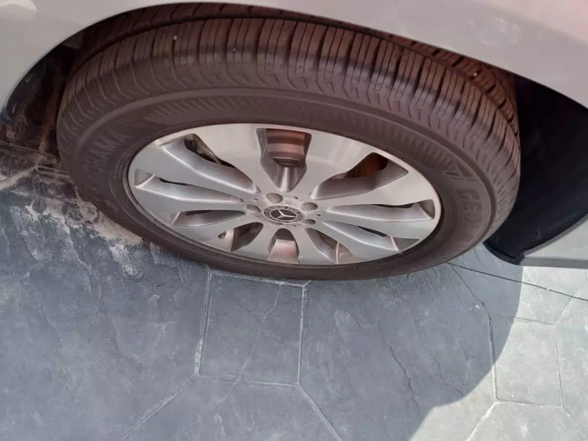 tyre1