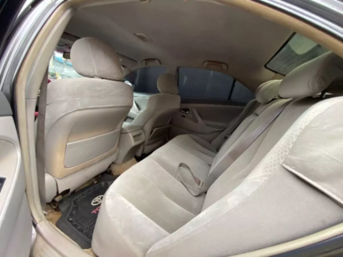 interiorBack