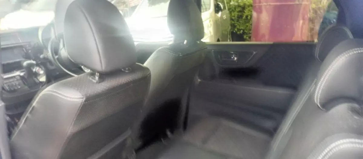interiorBack