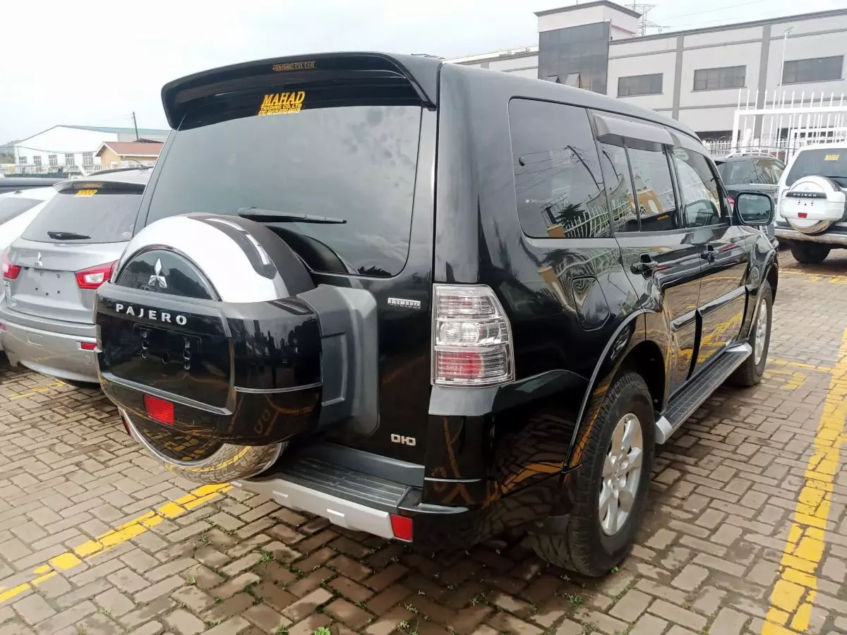 car Left Back