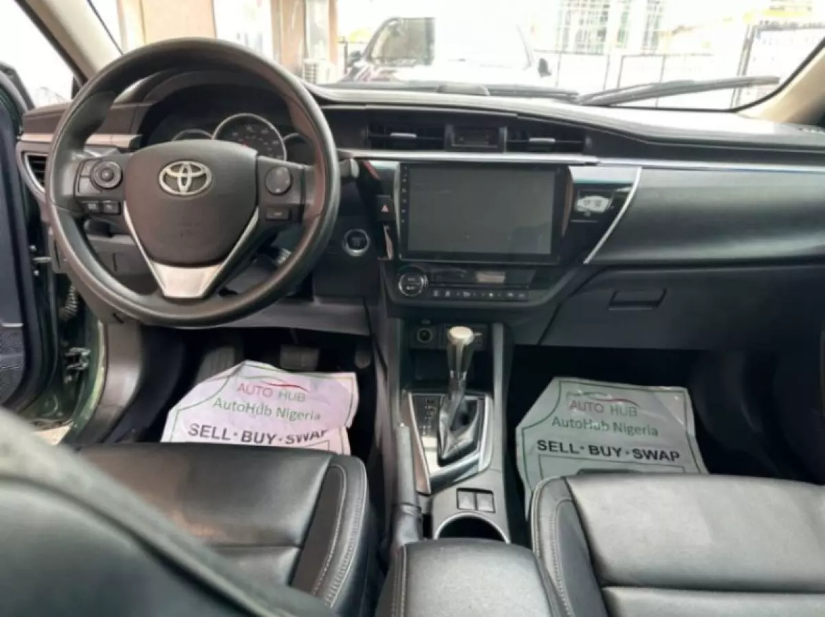 interiorFront
