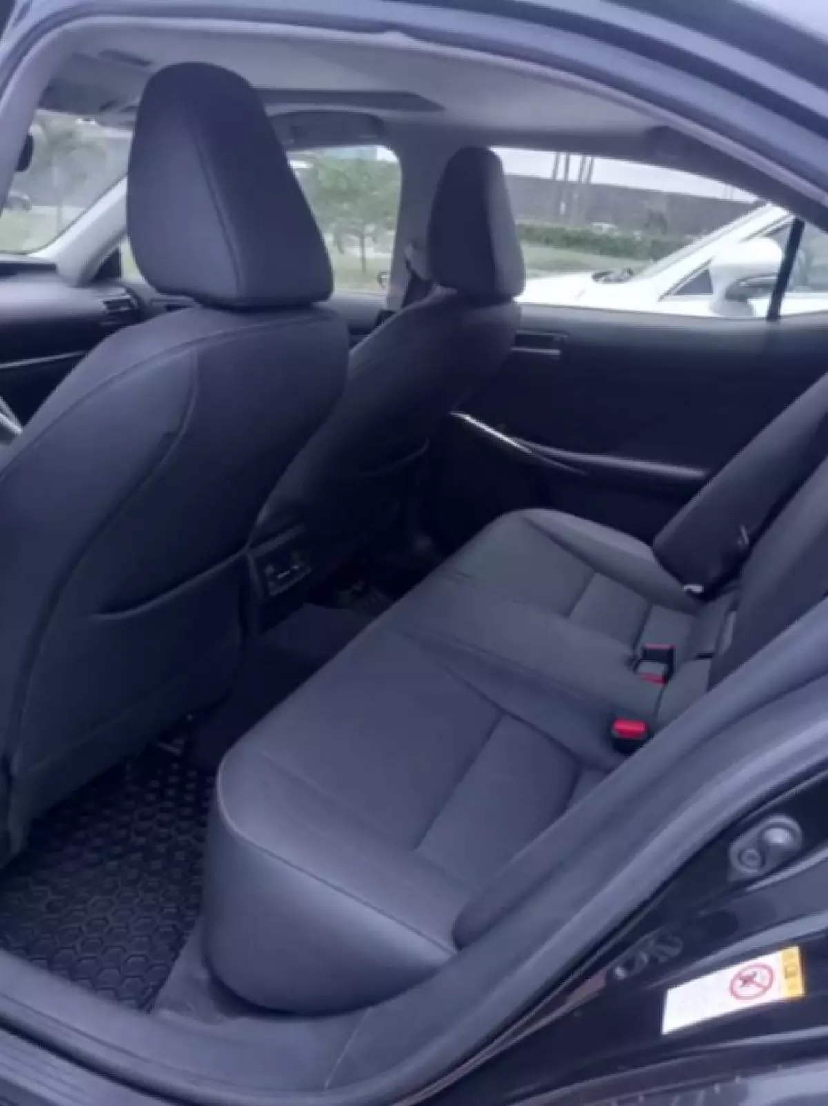 interiorBack