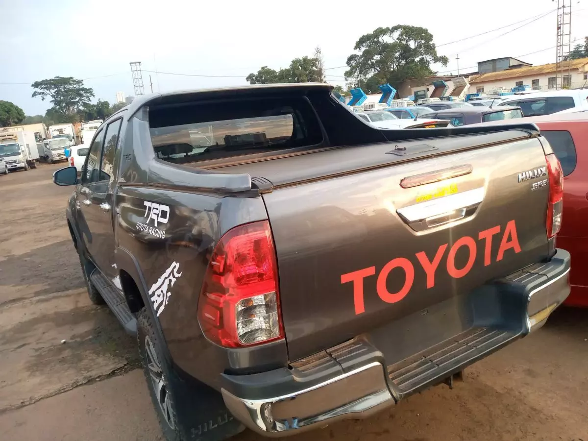 car Left Back