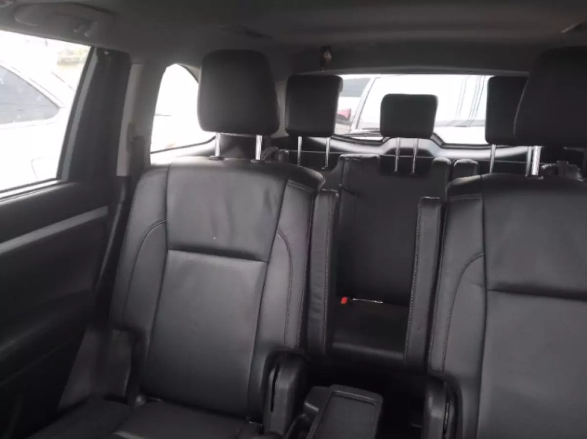 interiorBack