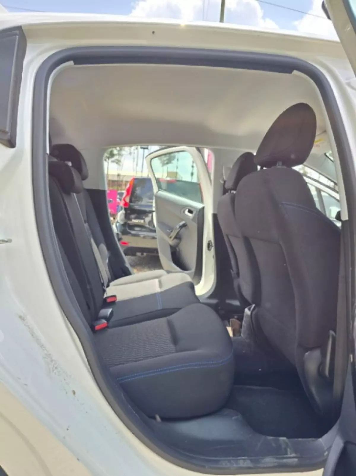 interiorBack