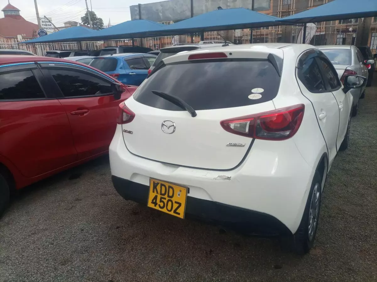 car Right Back