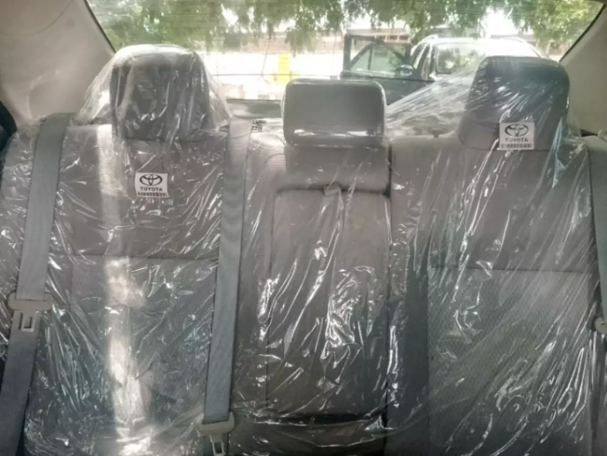 interiorBack