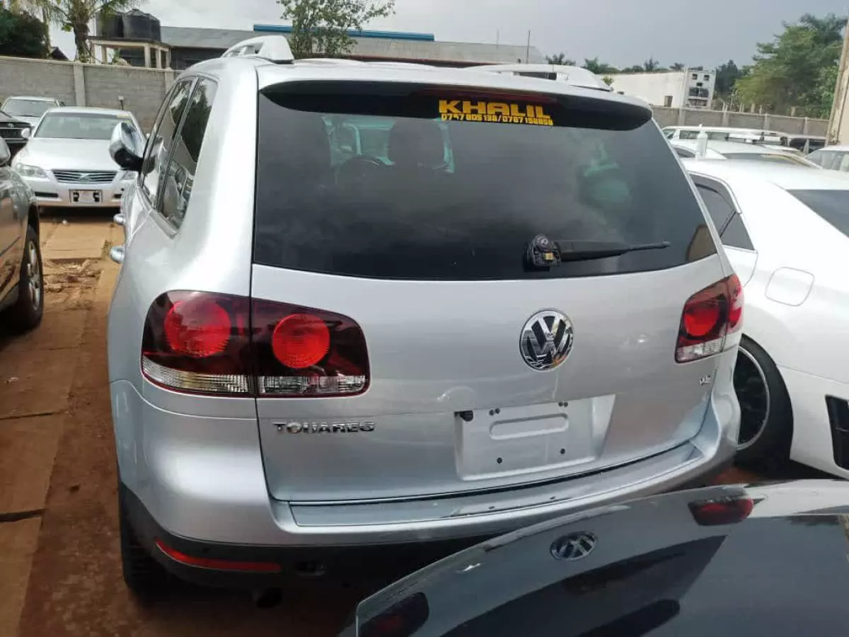 car Back