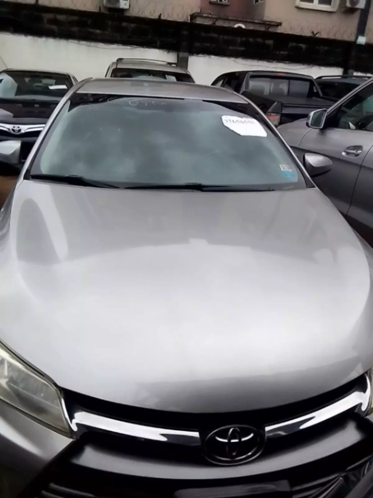 Toyota Camry - 2016
