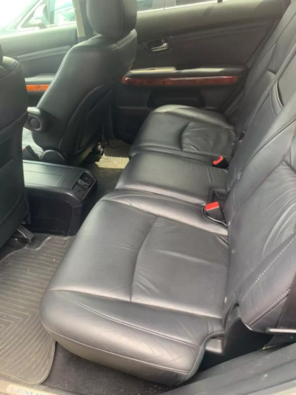 interiorBack