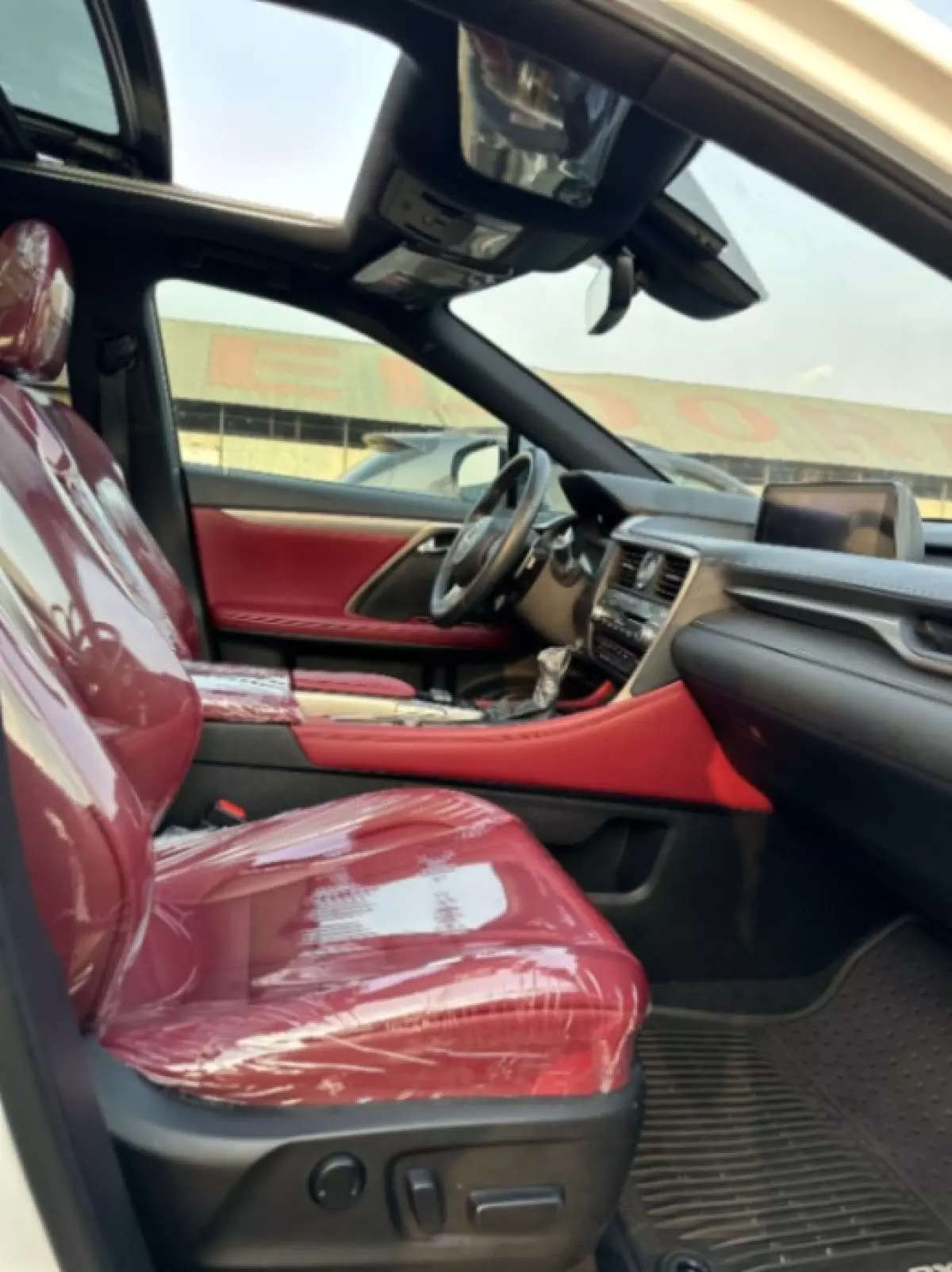 interiorBack