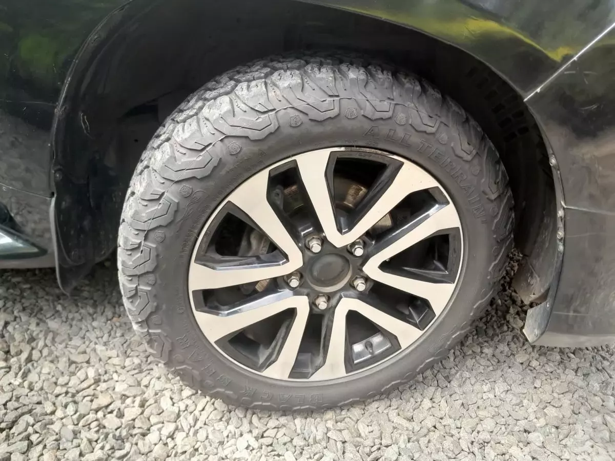 tyre2