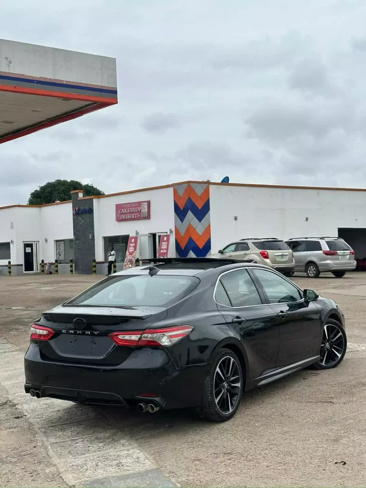 car Right Back