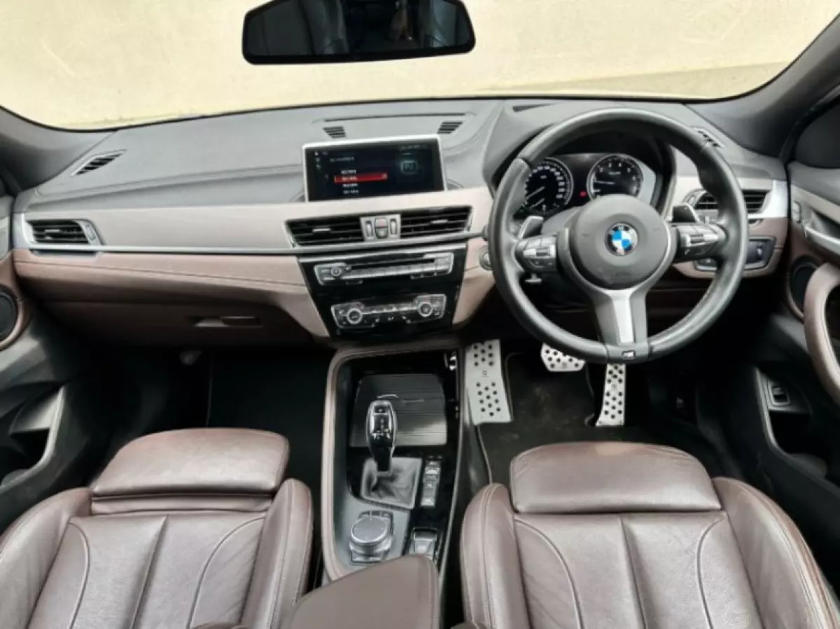 interiorFront