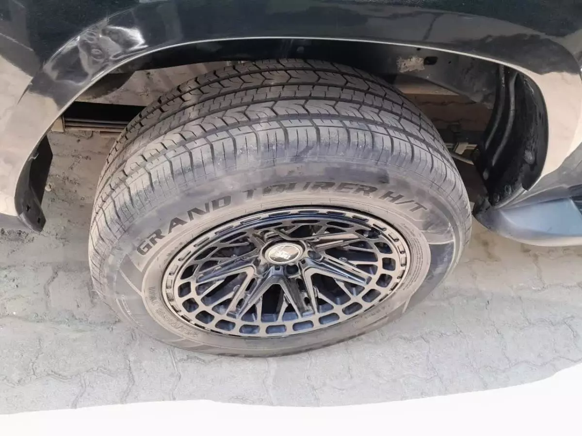 tyre0
