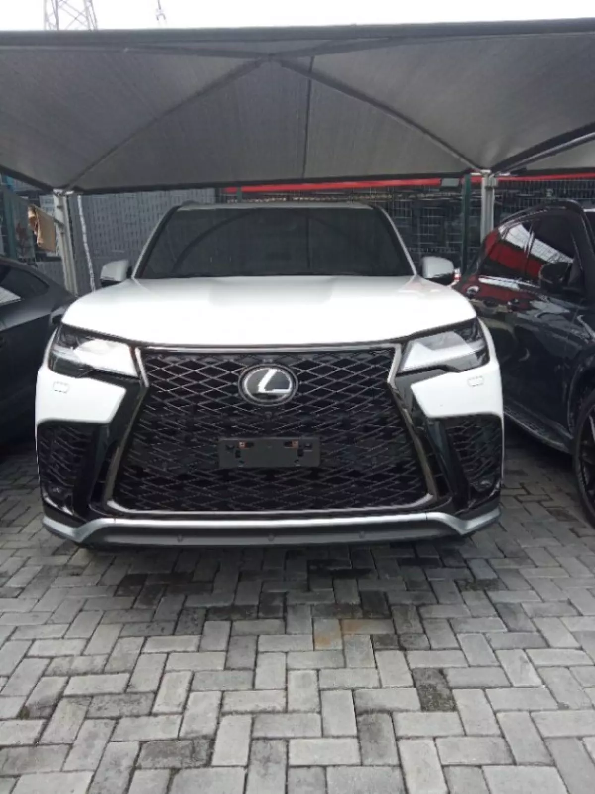 Lexus LX 600 - 2022