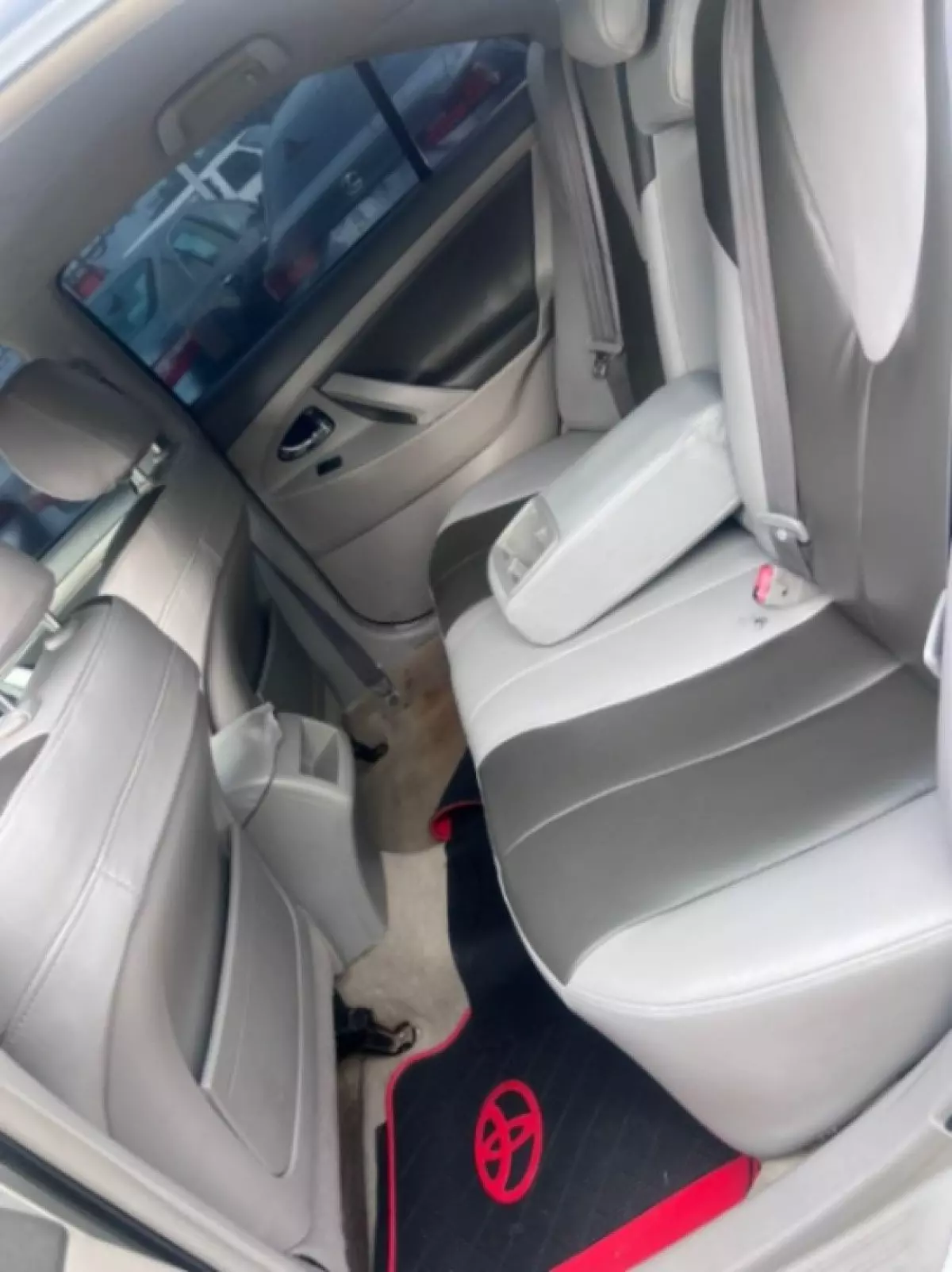interiorBack