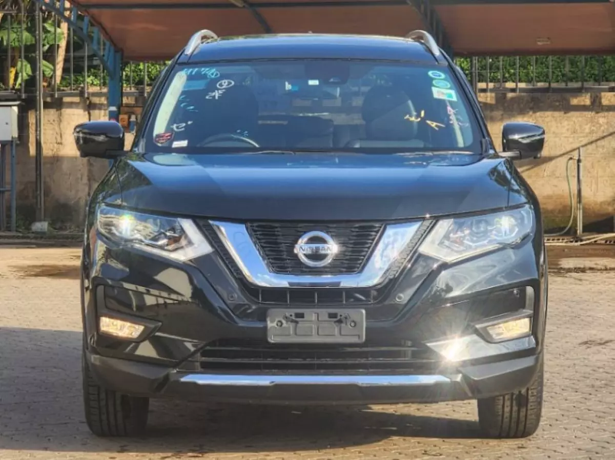 Nissan X-TRAIL  - 2018