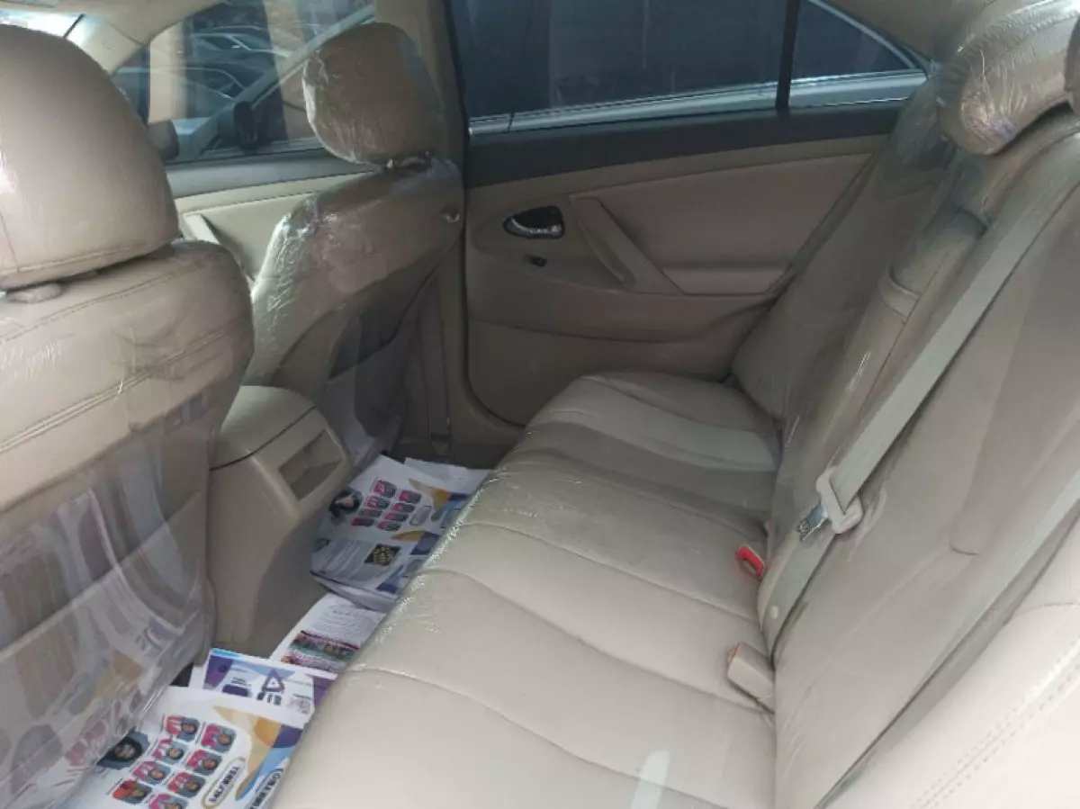 interiorBack