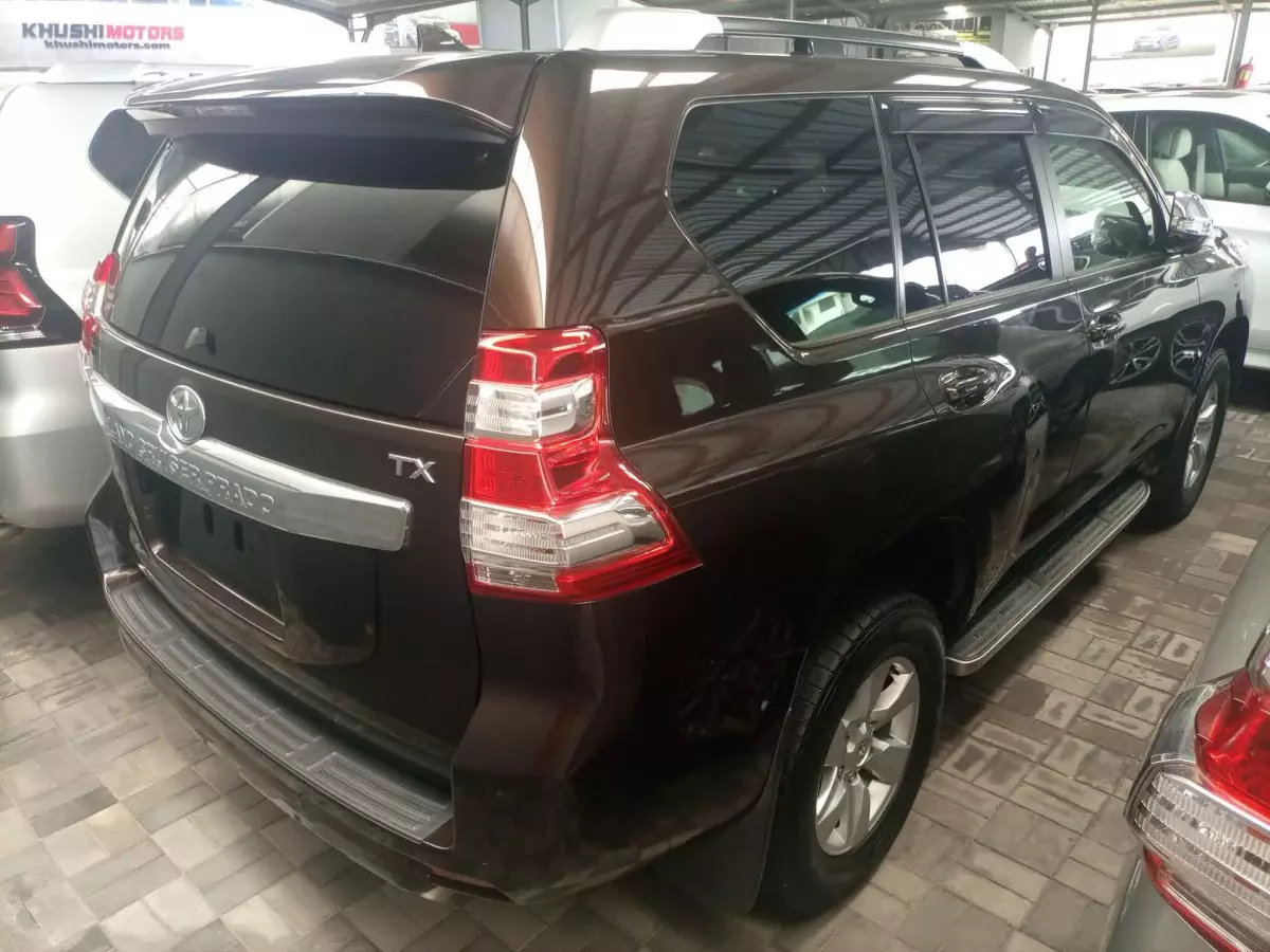 car Right Back