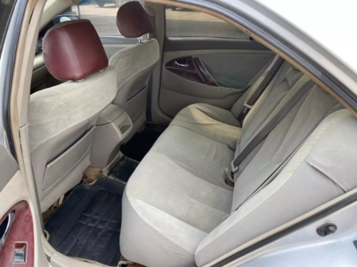 interiorBack