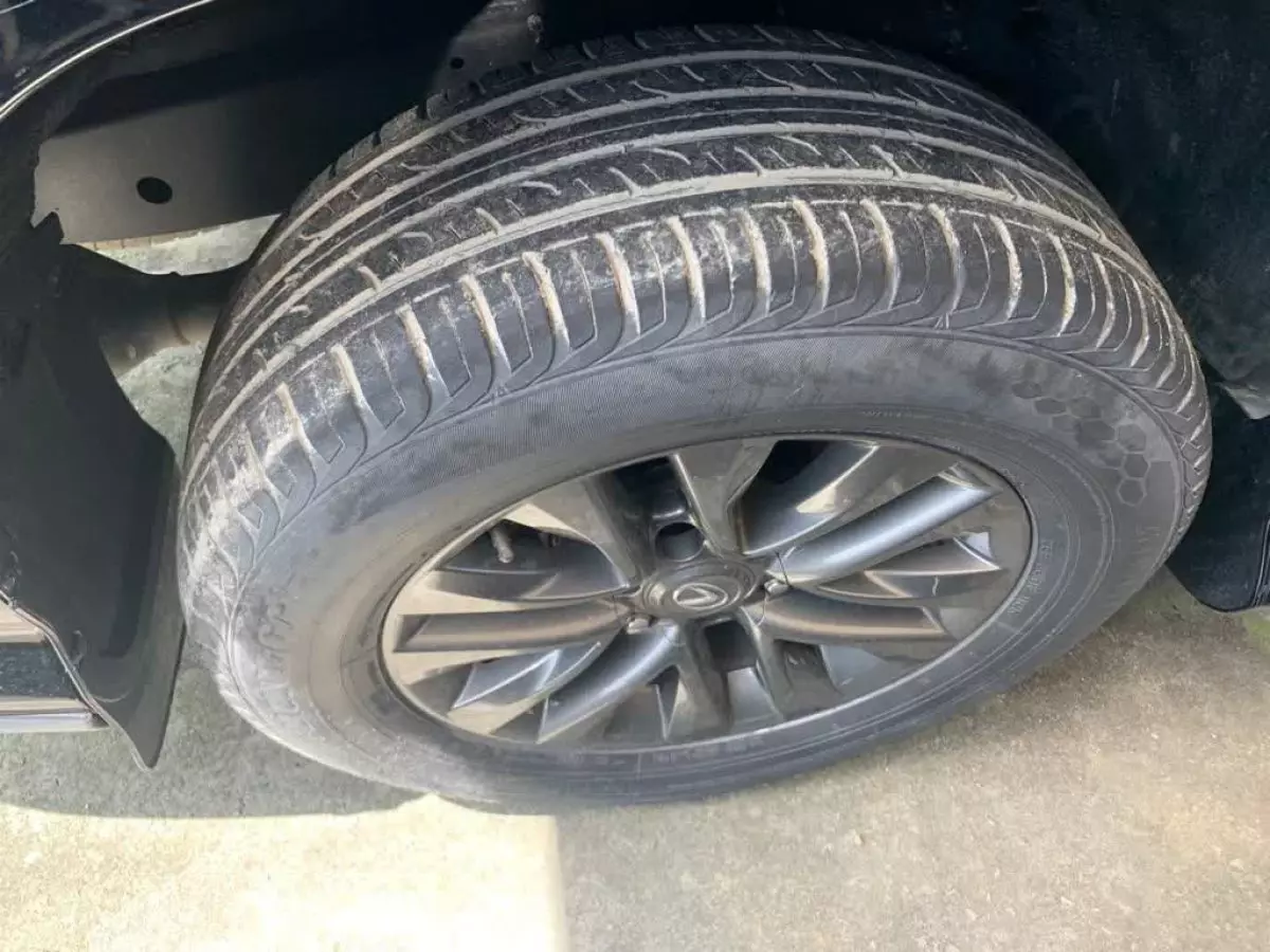 tyre3
