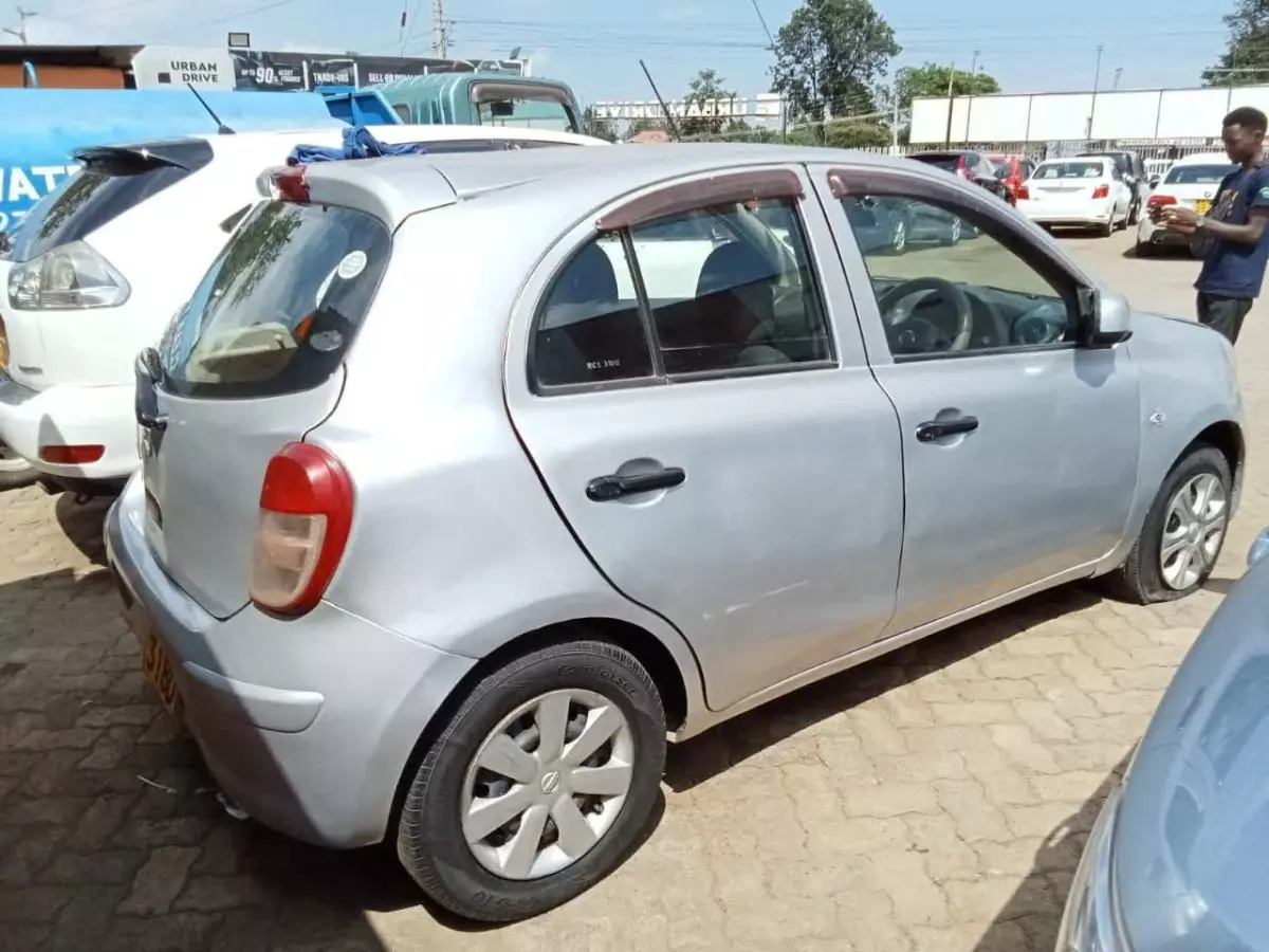 car Left