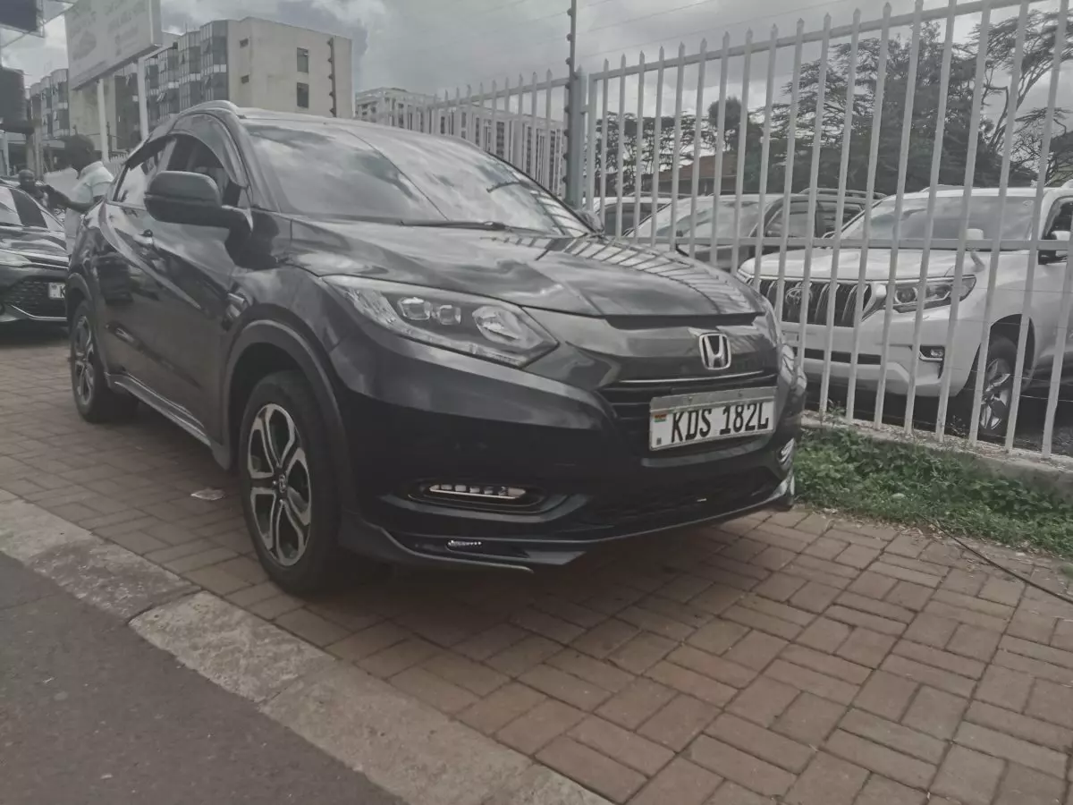 Honda Vezel Hybrid - 2017