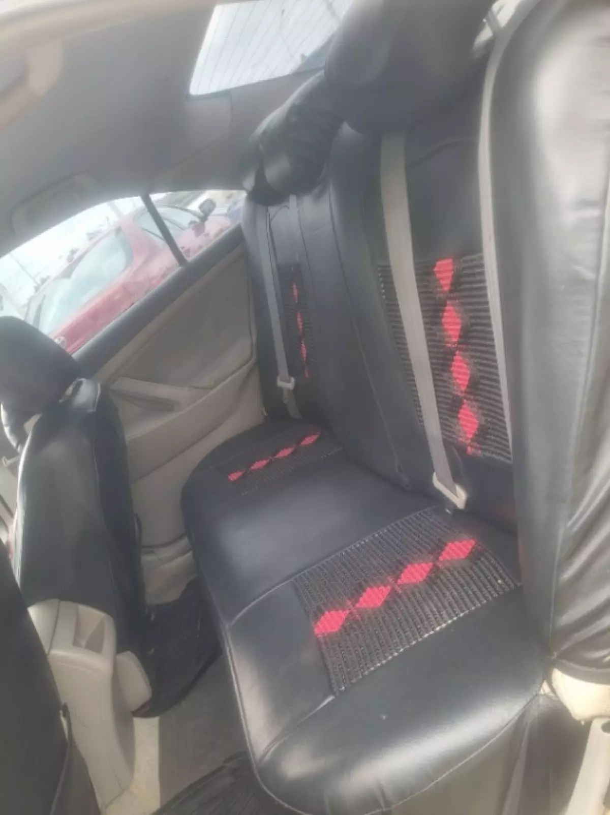 interiorBack