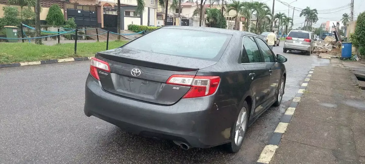 car Right Back