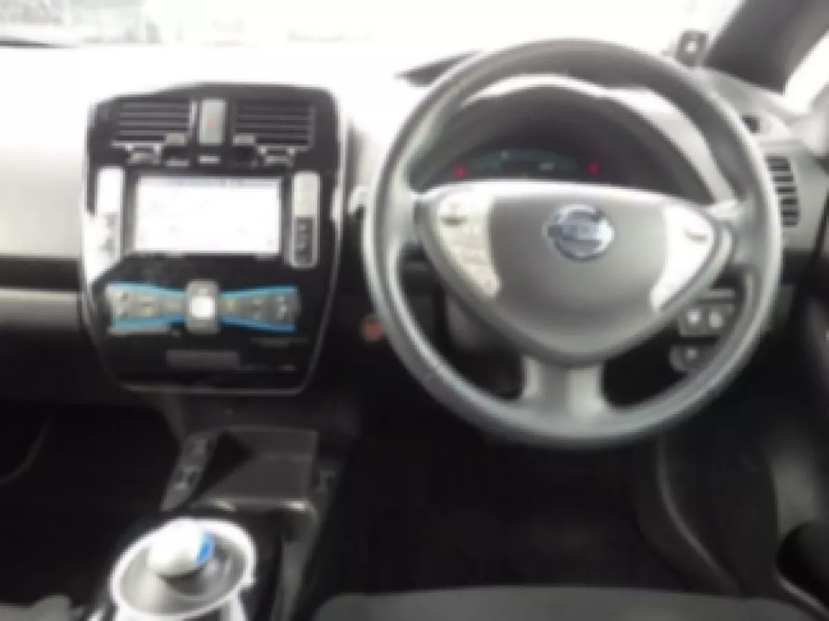 interiorFront