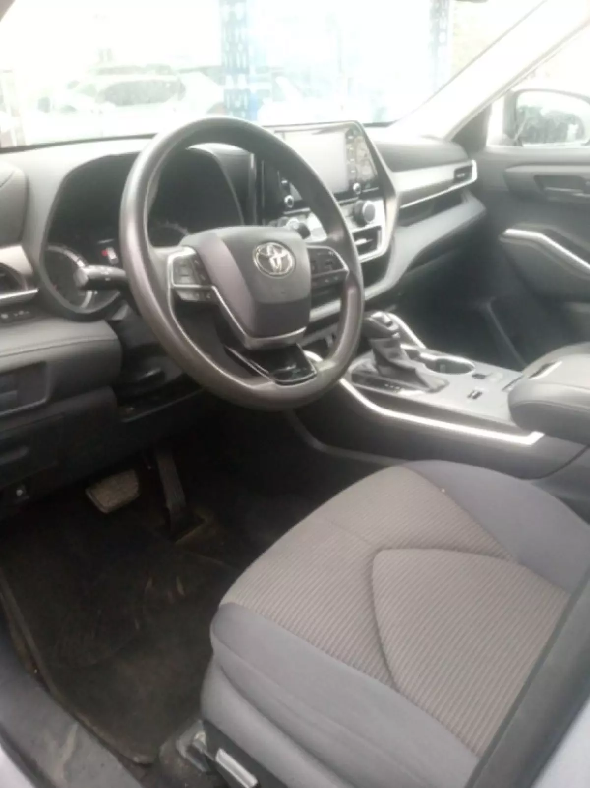 interiorFront
