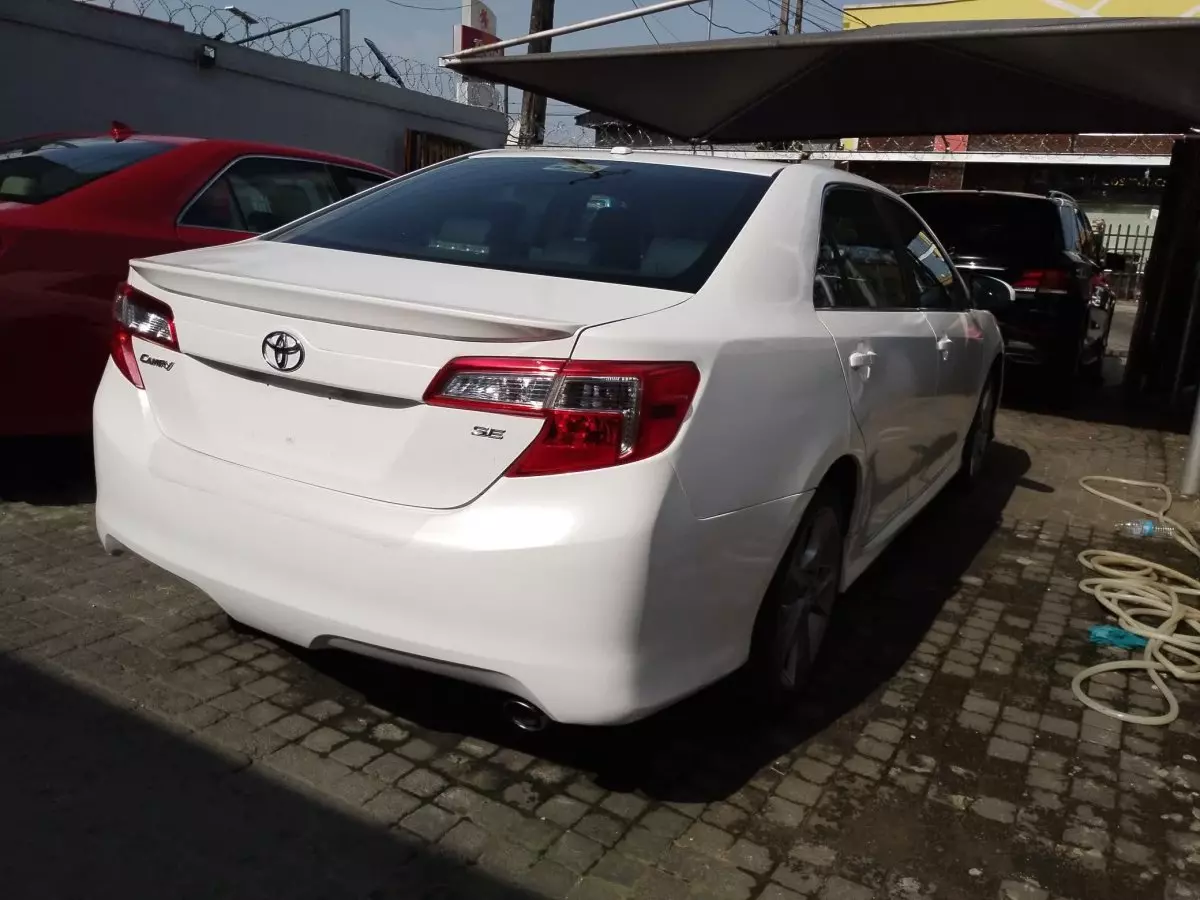 car Right Back