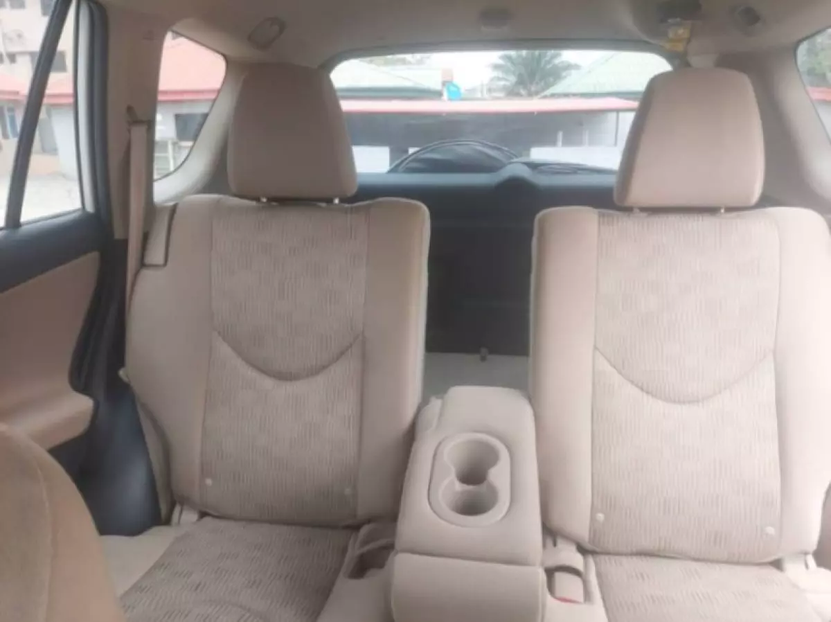interiorBack