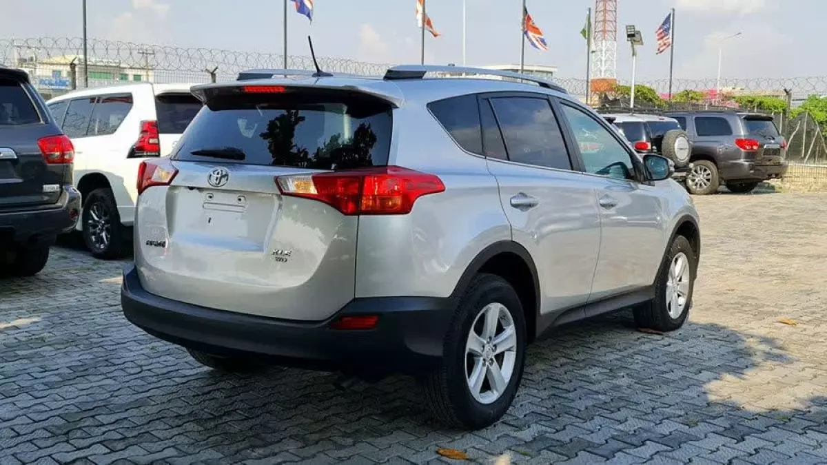 car Back
