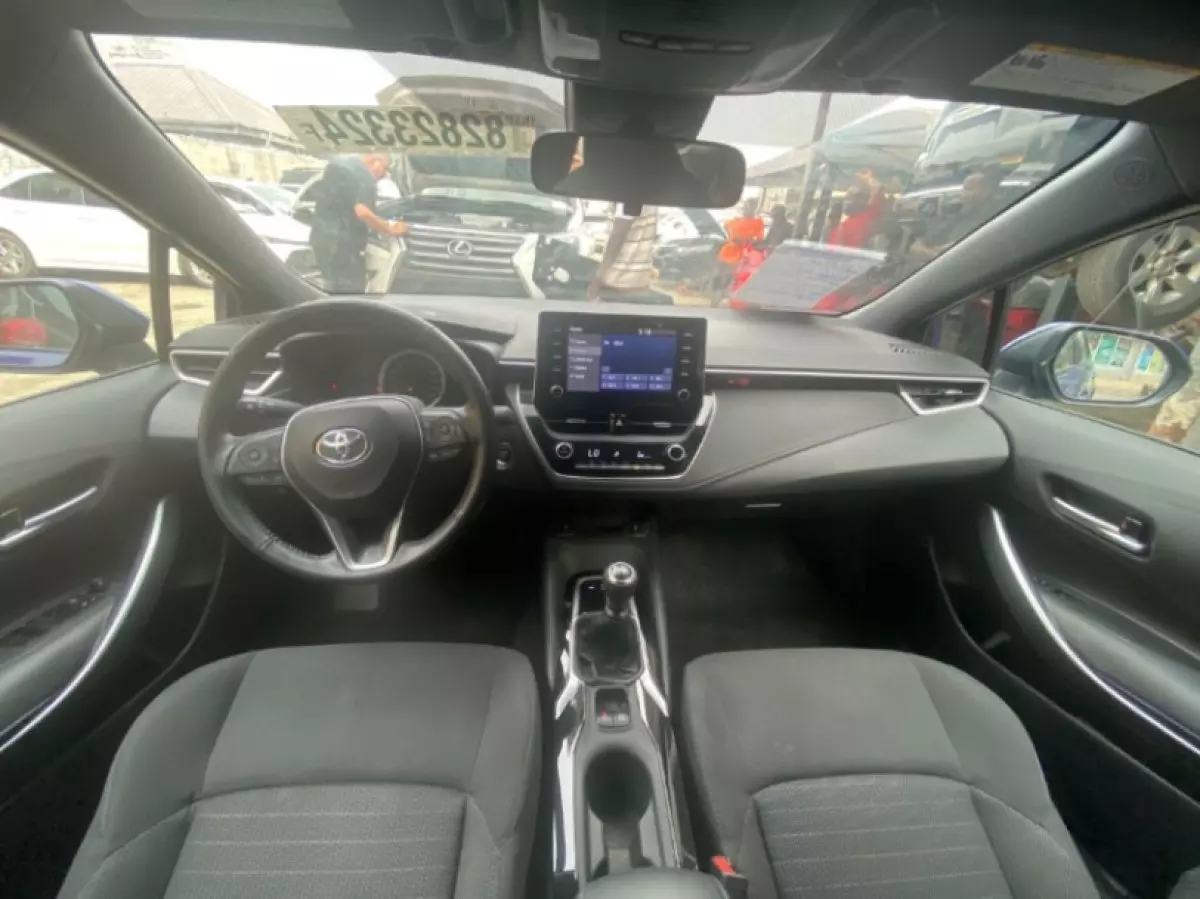 interiorFront