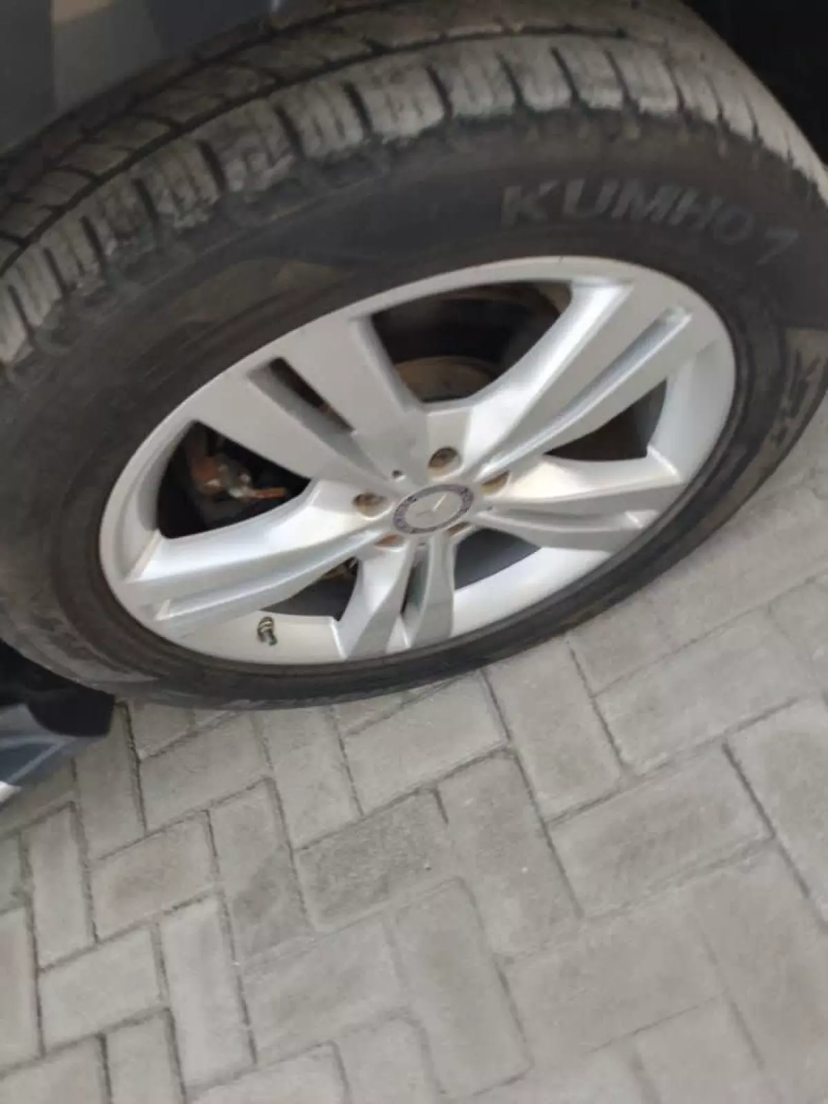 tyre2
