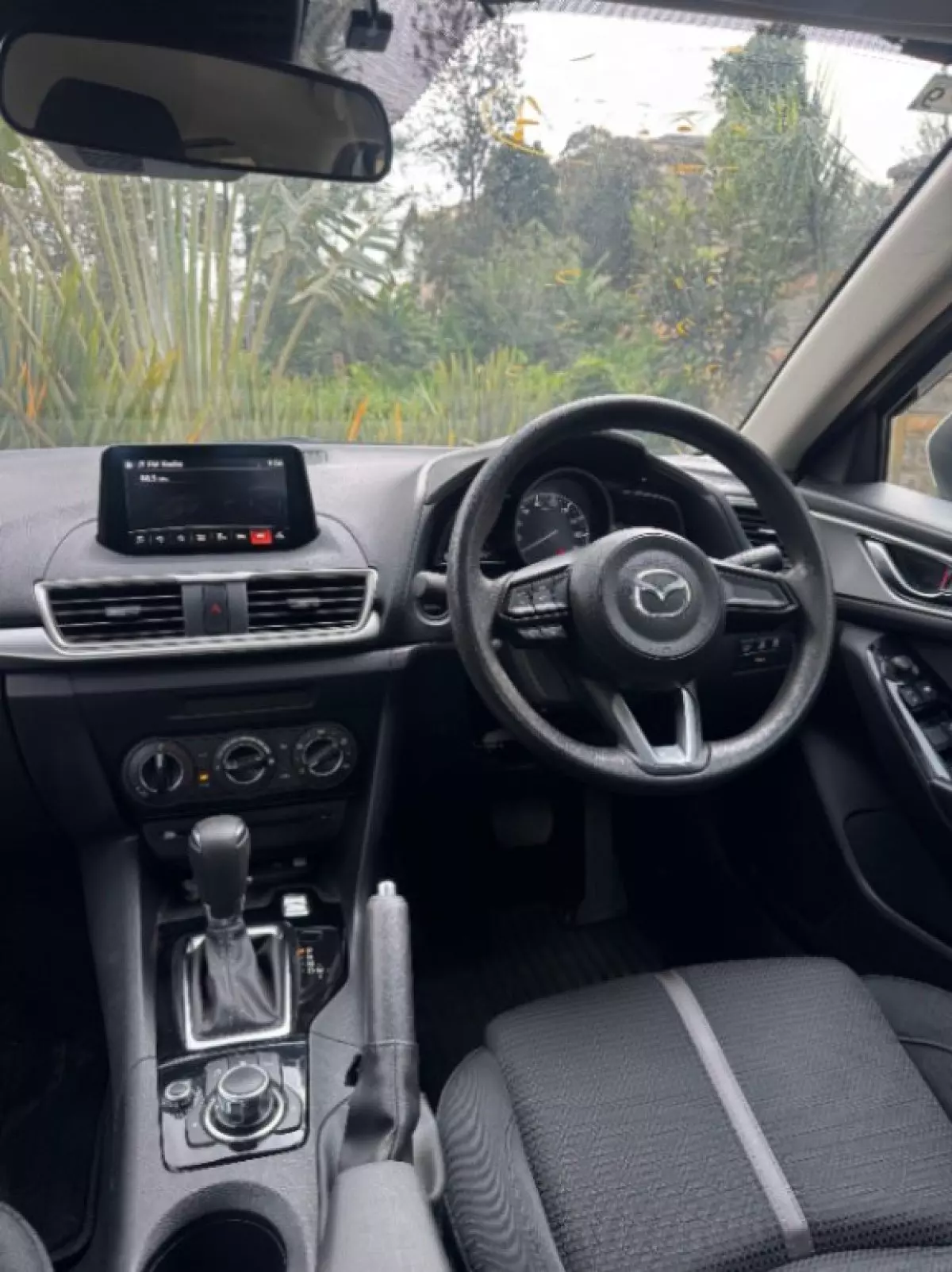 interiorFront